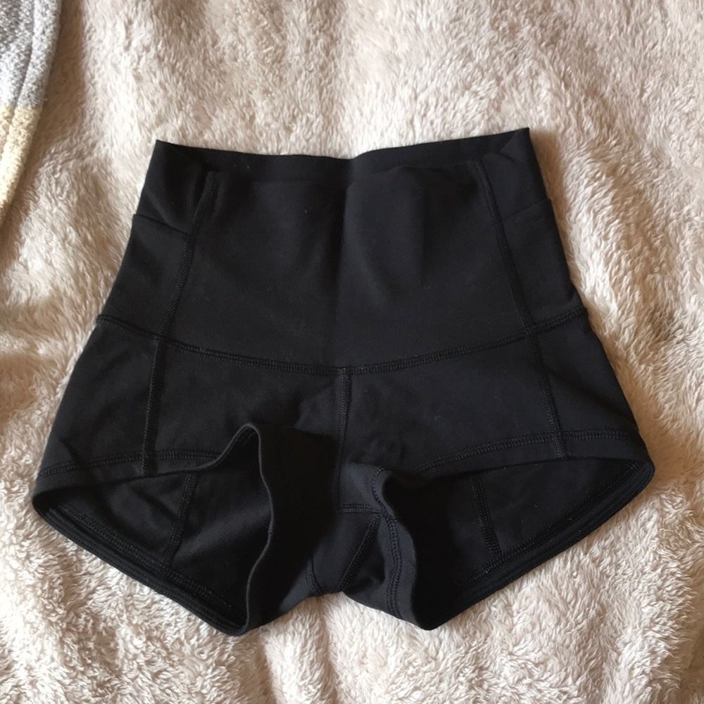 Lululemon shorts size 2